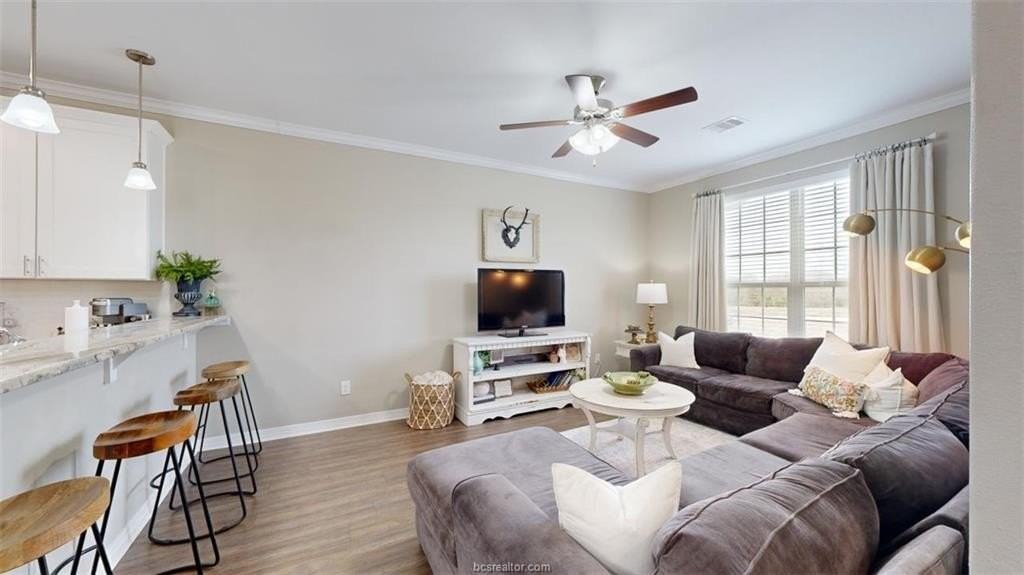 2155 Big River St - Photo 6 of 32