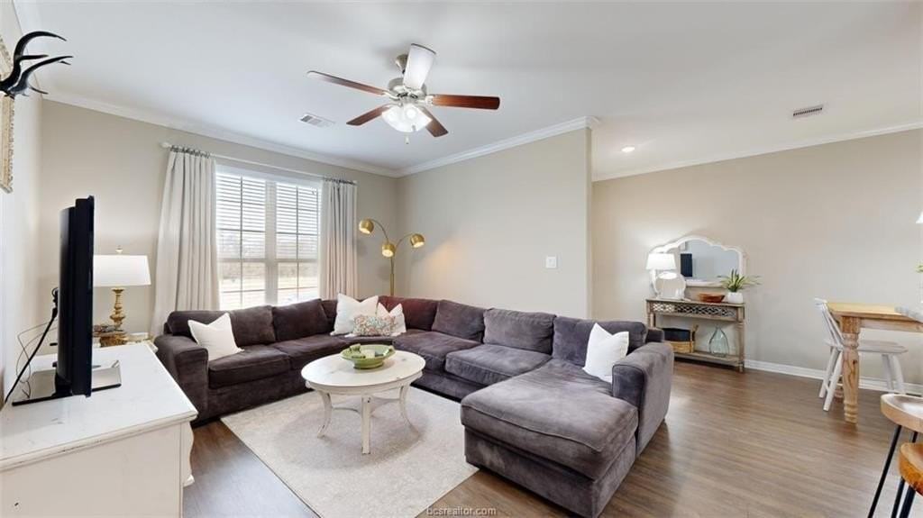 2155 Big River St - Photo 7 of 32