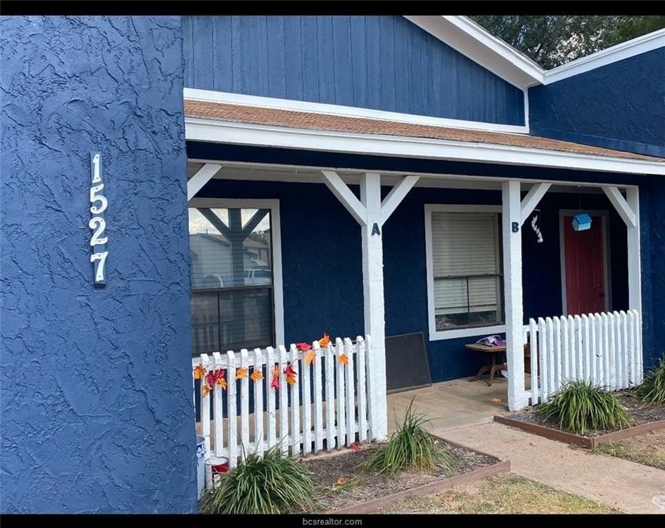 1527 Pine Ridge Dr #A - Photo 2 of 16