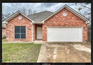 201 Richards St #B - Photo 1 of 1