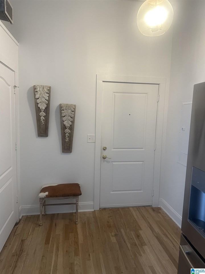 300 20th Street Ensley #308 - Photo 6 of 20