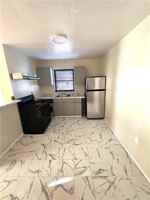 featured image of 918 E 88th St #2R