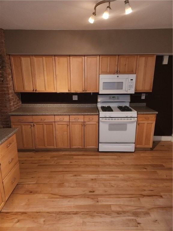 57 Rowley Street unit: Lower - Photo 7 of 25