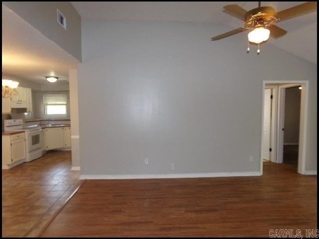 12415 Goldleaf Dr - Photo 4 of 20