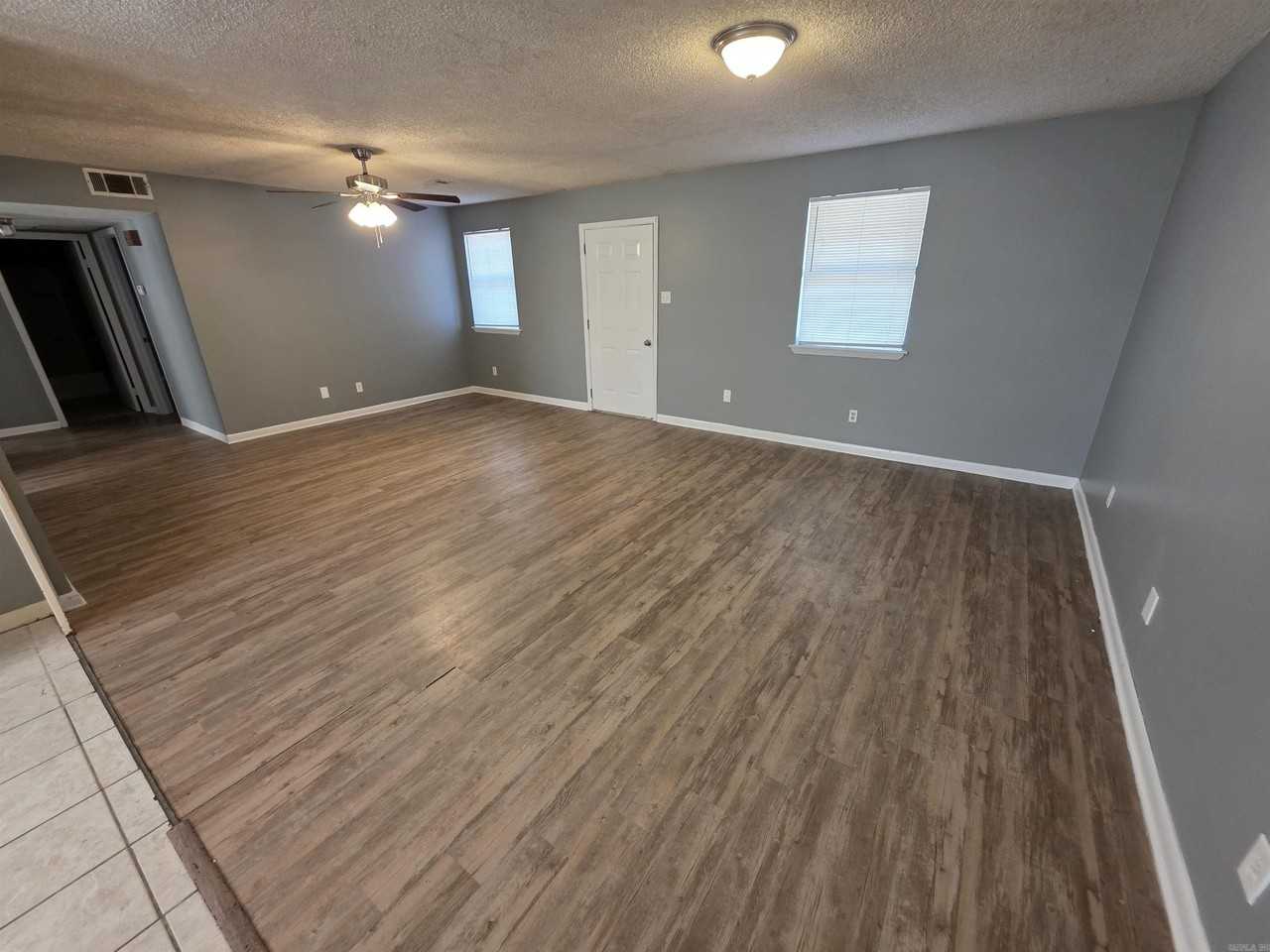 31 Saint John St - Photo 2 of 16