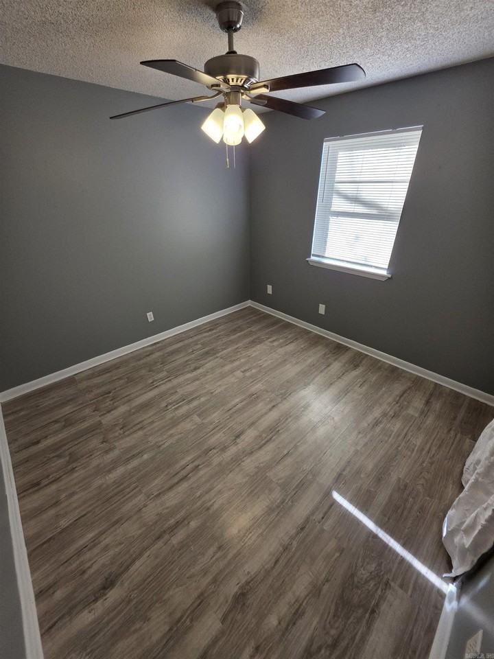 31 Saint John St - Photo 6 of 16