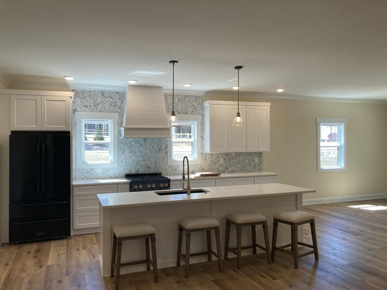 445 Pine Knot Pass - Photo 6 of 27