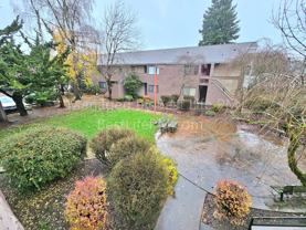 603 Se 148th Ave #CONDO - Photo 1 of 1