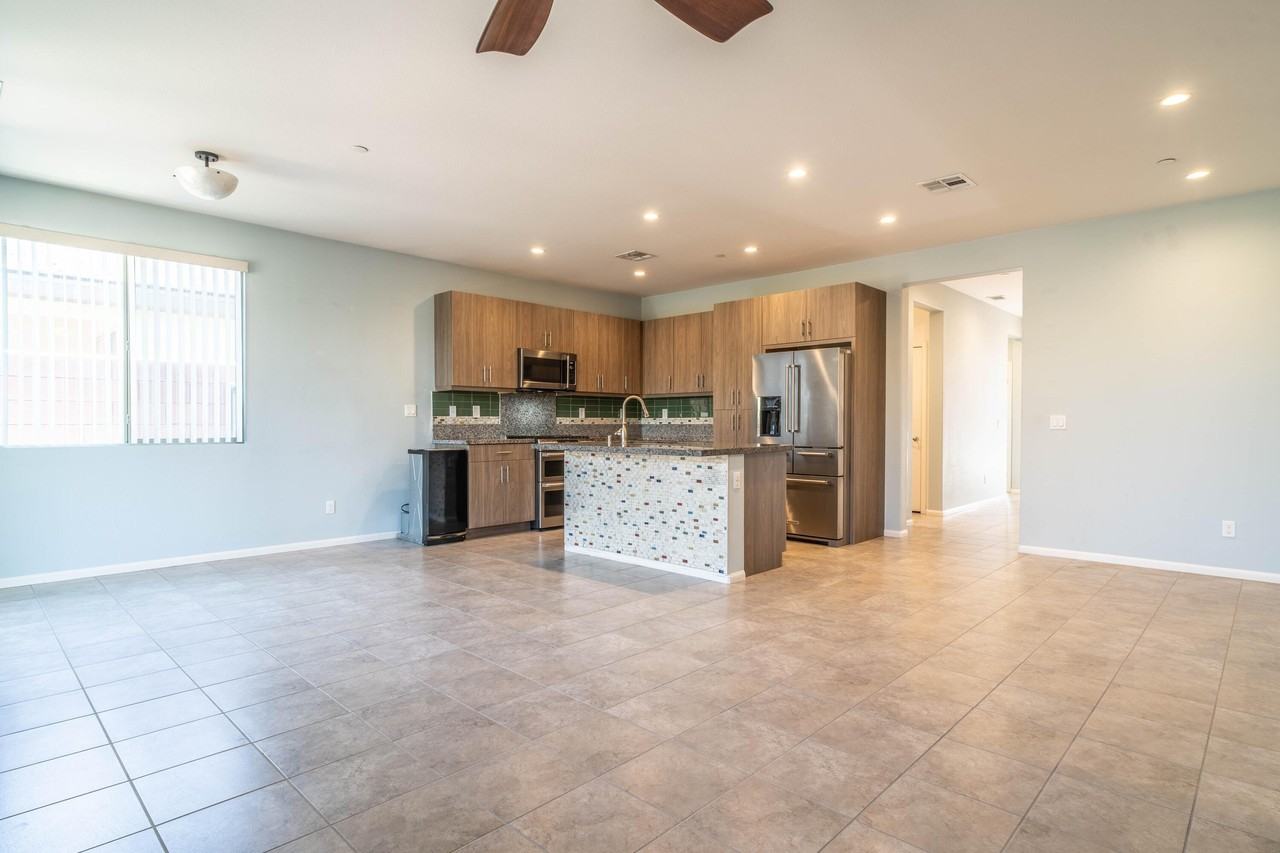 51855 Ponderosa Dr - Photo 5 of 32