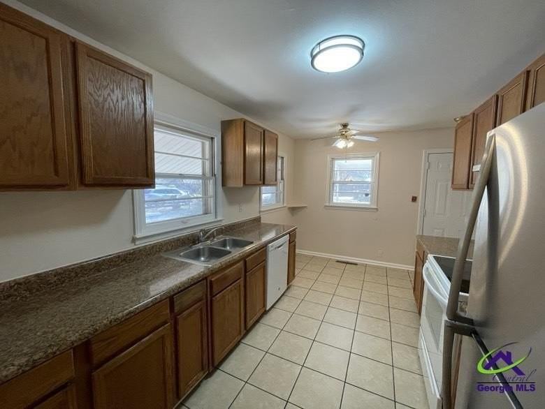 107 Springdale Dr - Photo 7 of 15