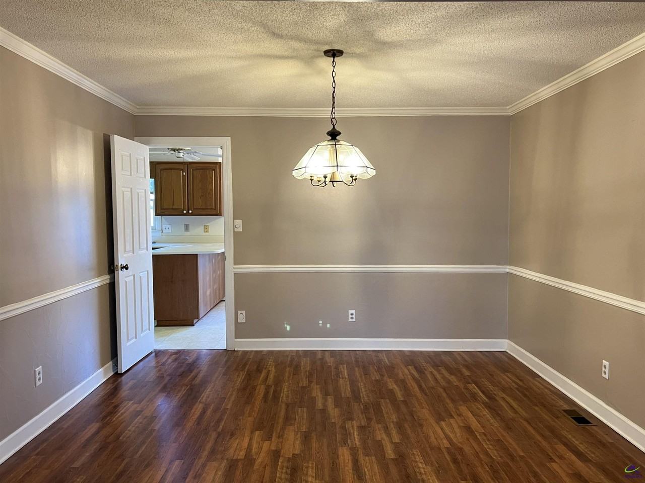 115 Wedgewood Ct - Photo 5 of 35