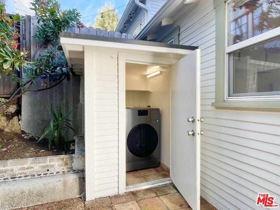 6853 1/2 Alta Loma Ter - Photo 7 of 10