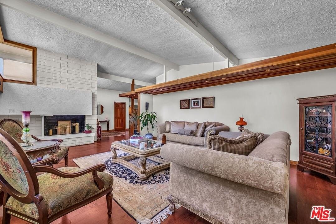 3447 Vista Haven Rd - Photo 3 of 25