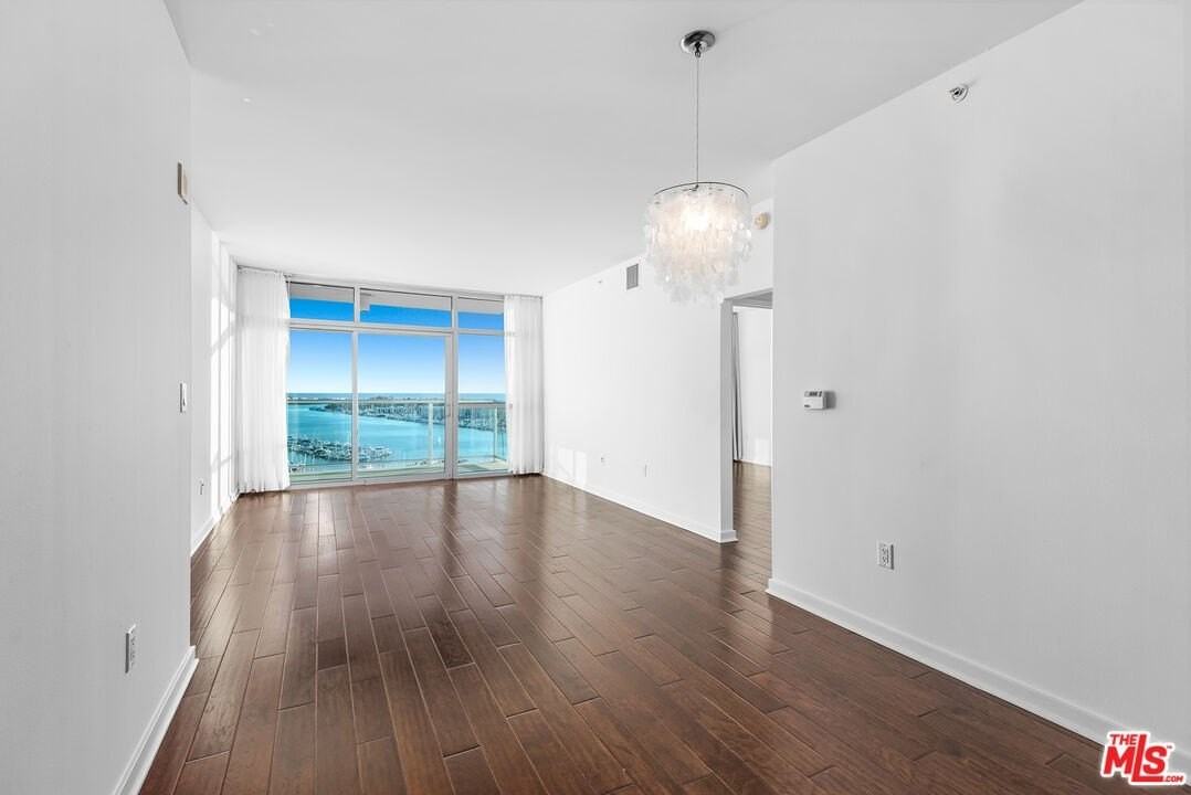 13700 Marina Pointe Dr Unit 1604 #1604 - Photo 3 of 50