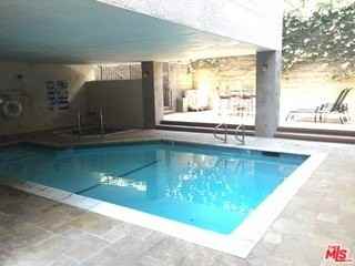 137 S Palm Dr Apt 504 #504 - Photo 3 of 14