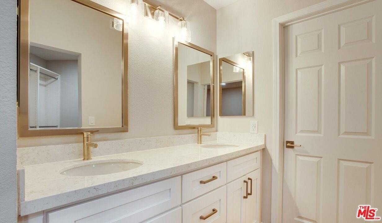 1401 Ambassador St Apt 111 #111 - Photo 3 of 15