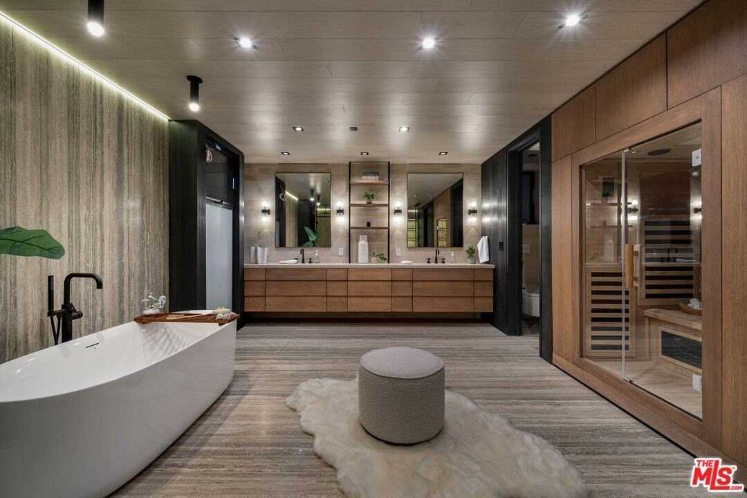 442 Sherman Canal - Photo 5 of 50