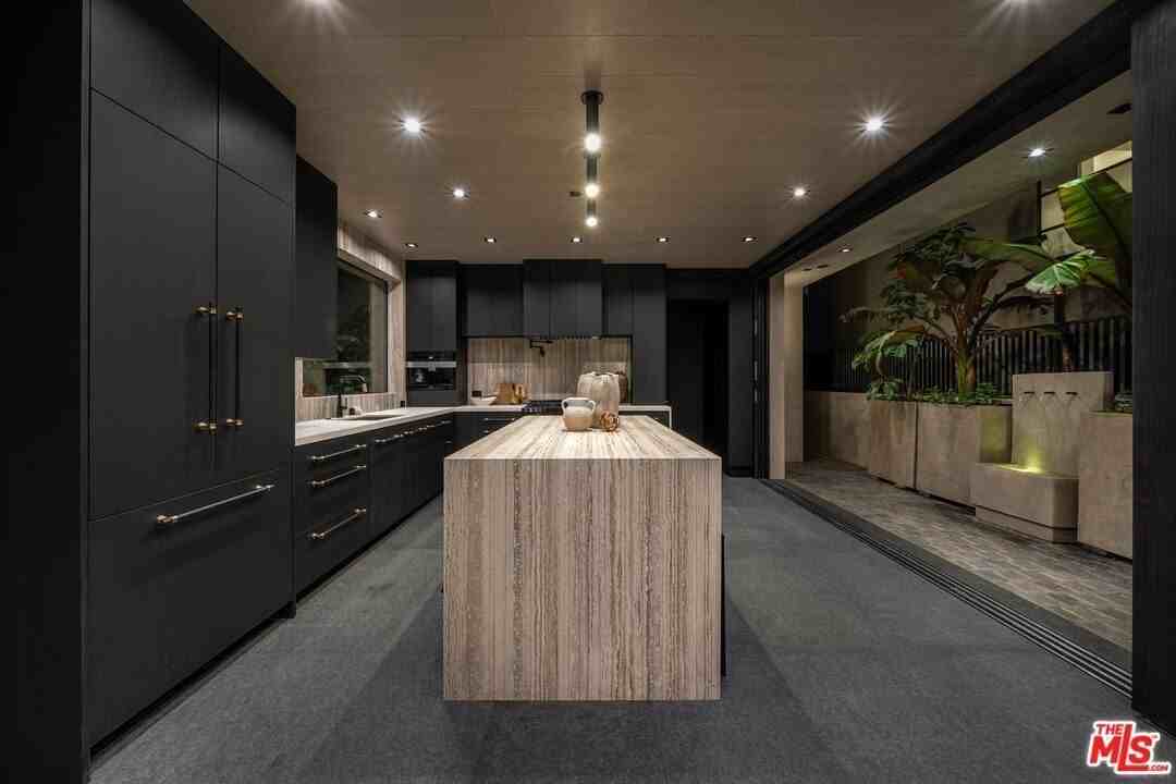 442 Sherman Canal - Photo 6 of 50