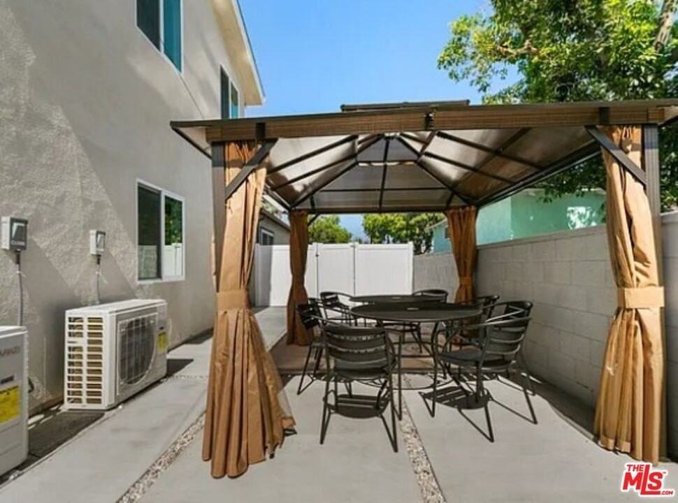 1913 N Manning St Unit 101 #101 - Photo 5 of 24