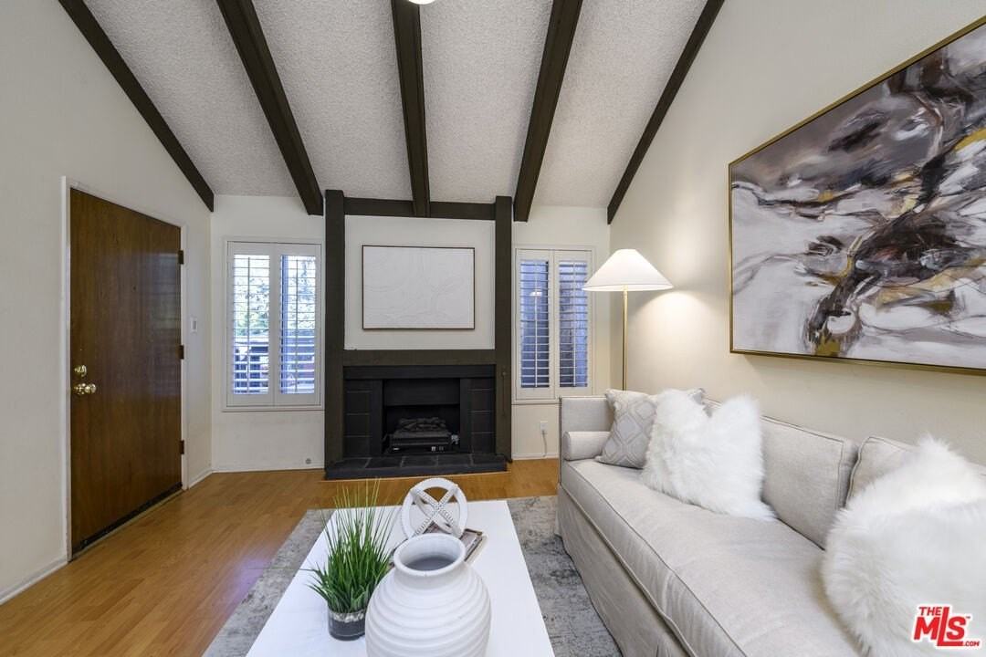 4628 Maytime Ln - Photo 2 of 8