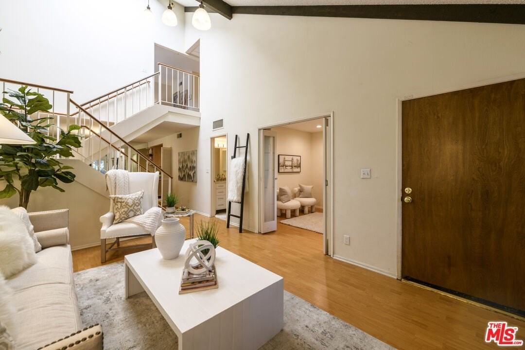 4628 Maytime Ln - Photo 3 of 8