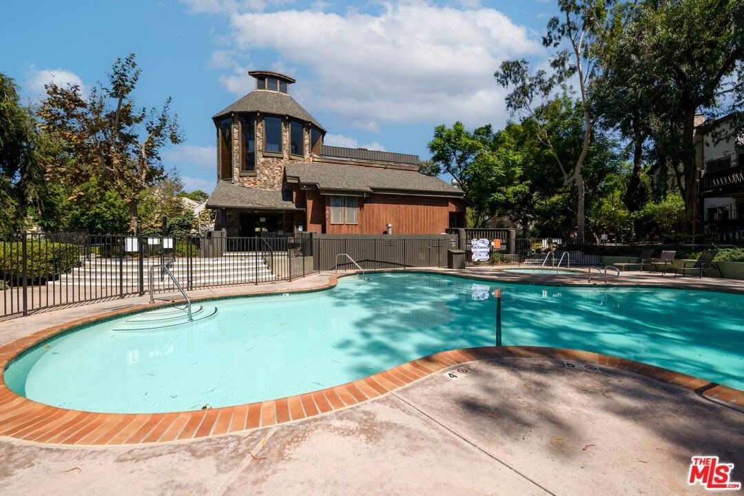 4628 Maytime Ln - Photo 7 of 8