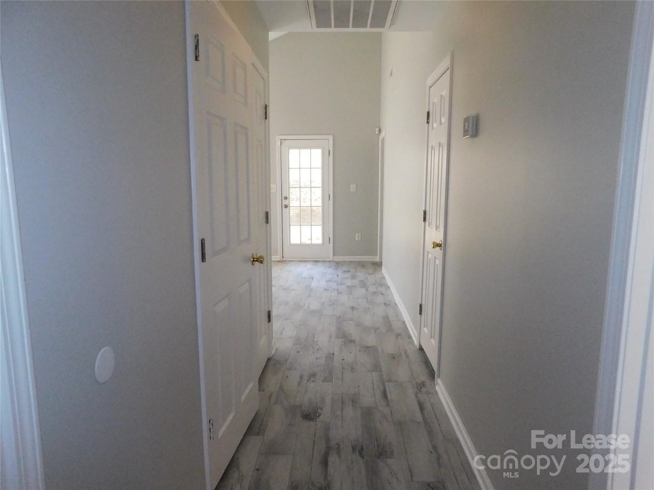 1119 Hannah Rae Ct - Photo 4 of 19