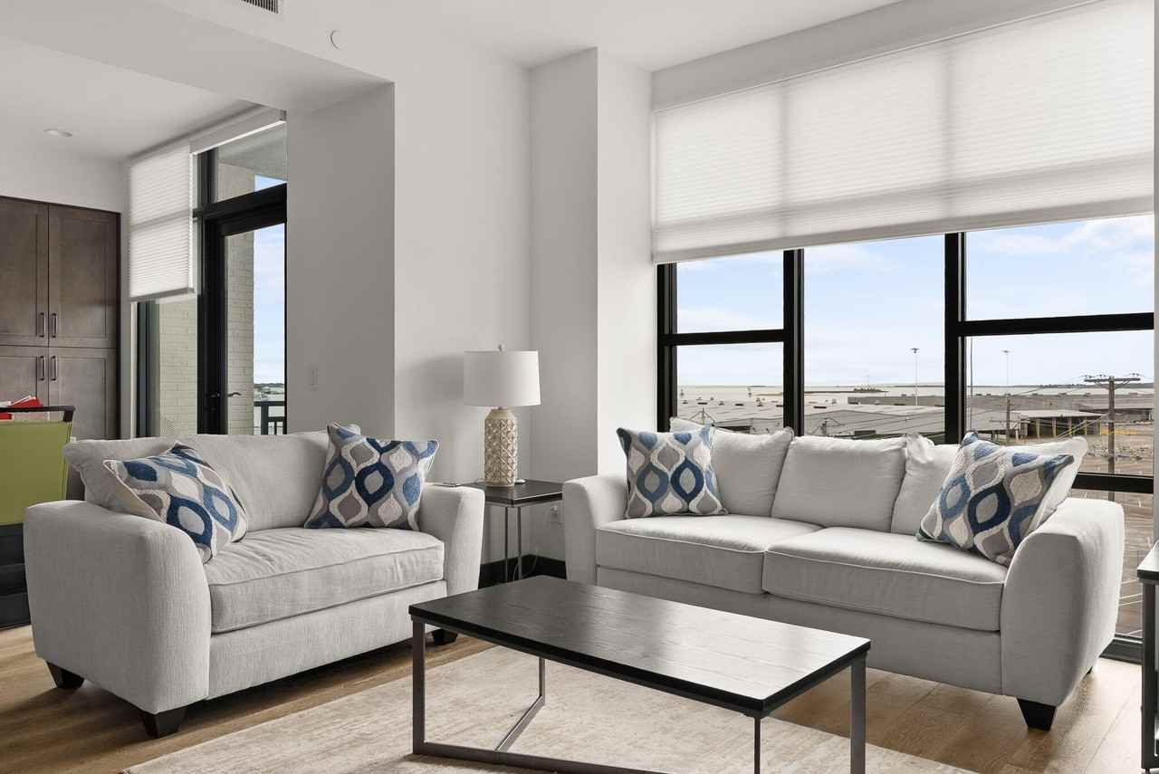 5 Gadsdenboro St Apt 505 #505 - Photo 6 of 15