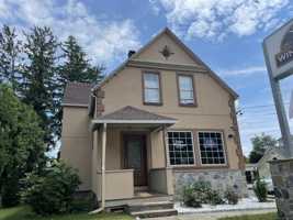 featured image of 102 Salem Tpke