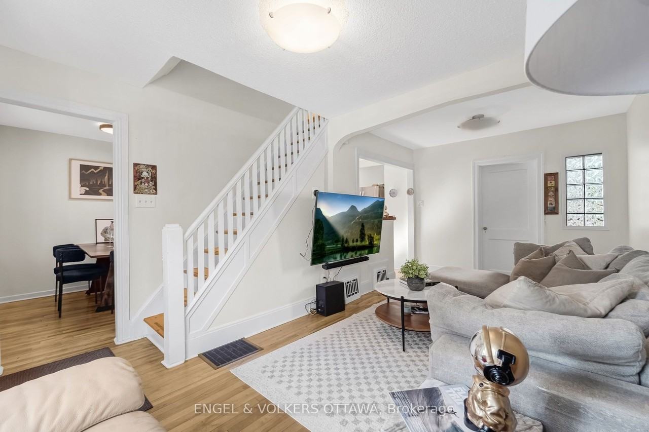 46 Holland Ave - Photo 7 of 27