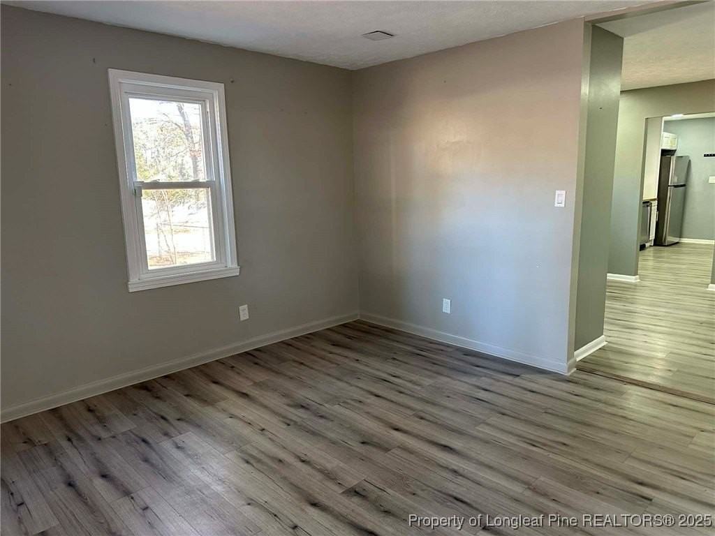 413 Country Club Dr - Photo 3 of 24