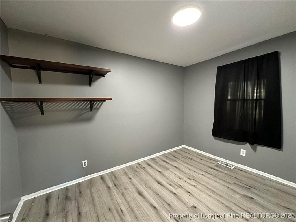 413 Country Club Dr - Photo 5 of 24