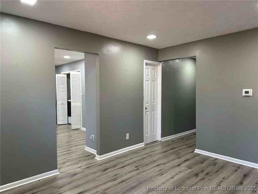 413 Country Club Dr - Photo 7 of 24