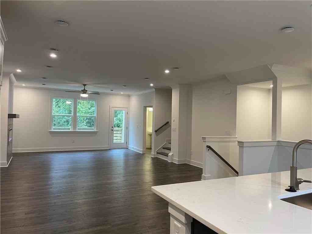 3391 Catalan Aly - Photo 5 of 18