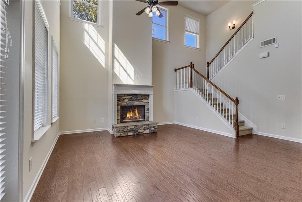 1234 King Springs Ct Se - Photo 4 of 50