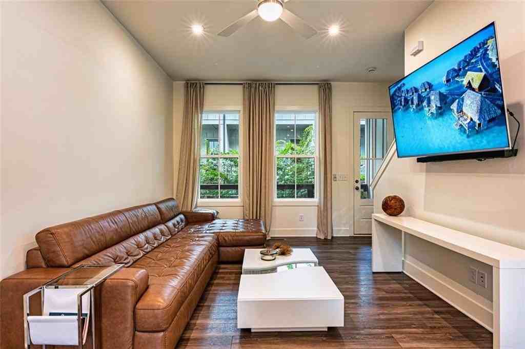 305 Dilbeck Cir Ne - Photo 7 of 34