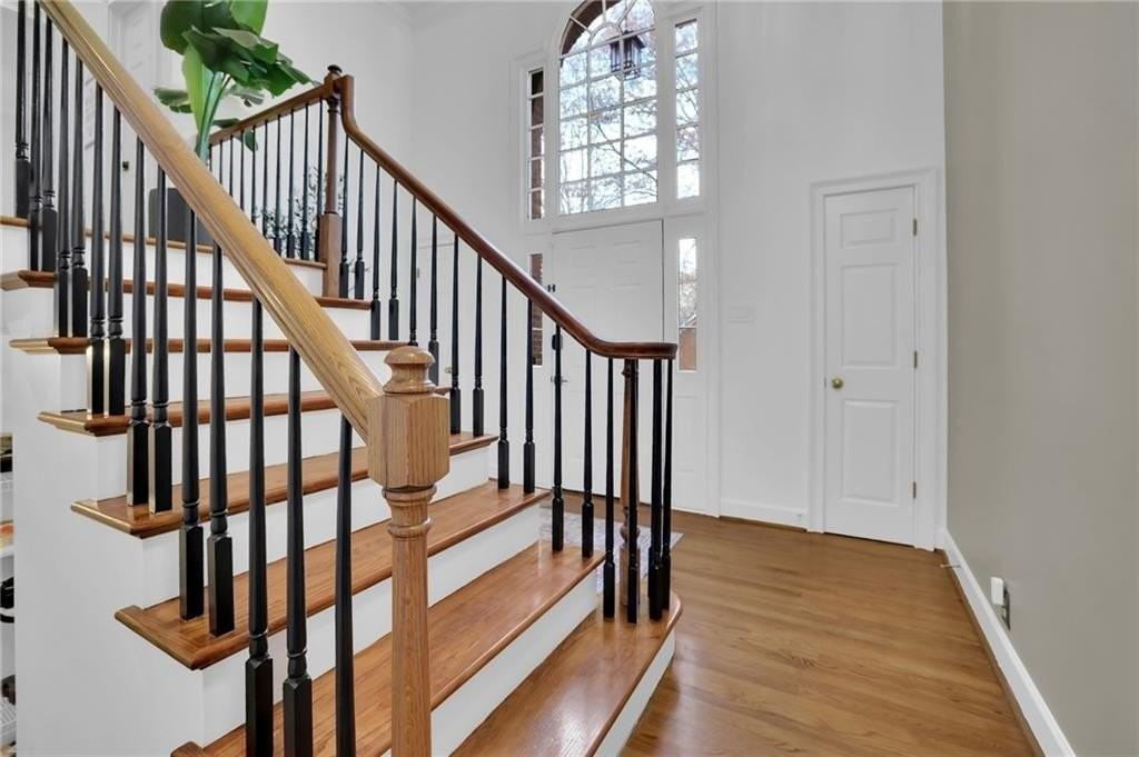 7155 Roswell Rd Apt 14 #14 - Photo 5 of 35