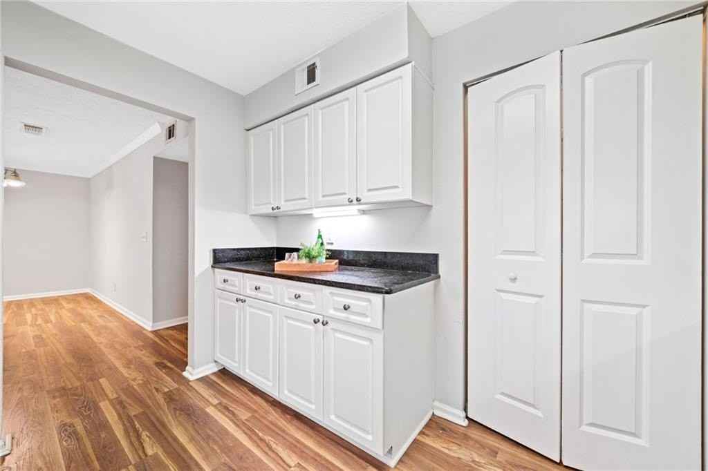 717 Beaufort Cir - Photo 7 of 42