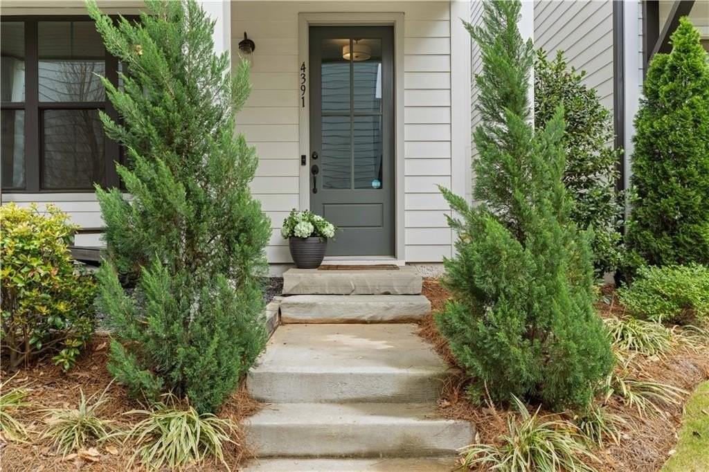 4391 Gillon Cir Se - Photo 2 of 49