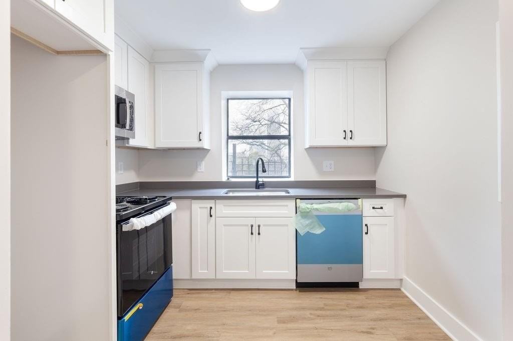 396 Linden Ave Ne Apt 103 #103 - Photo 6 of 13