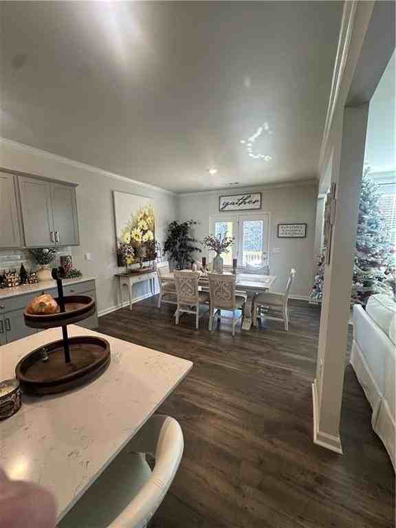 4067 Peregrine Way - Photo 7 of 18