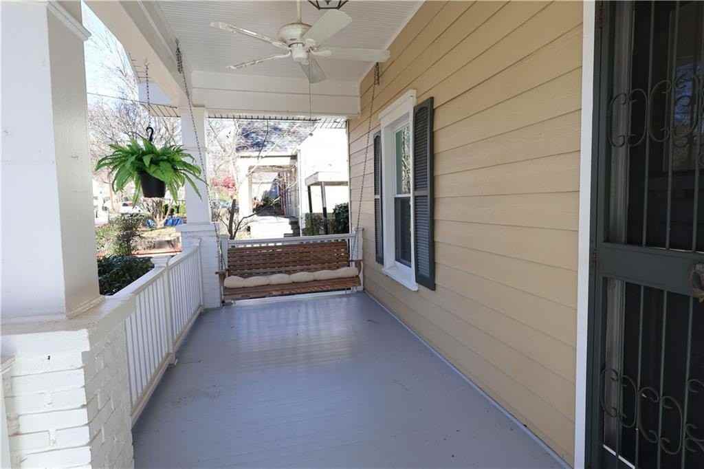 217 Mountain View St - Photo 3 of 50