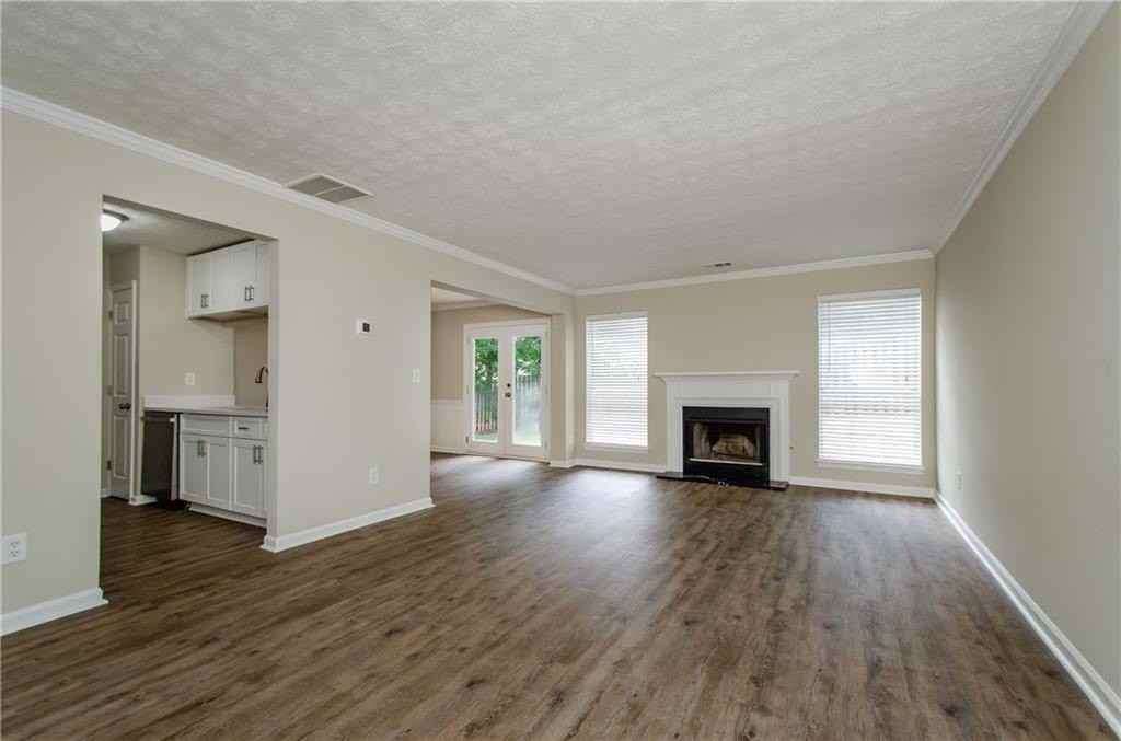 10840 Mortons Xing - Photo 6 of 36