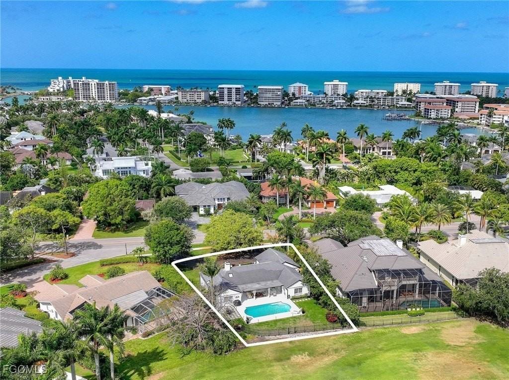 2728 Crayton Rd - Photo 2 of 35