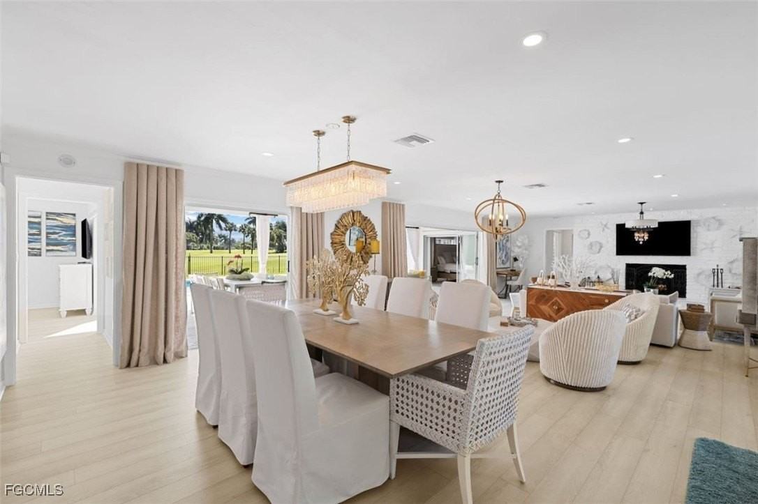 2728 Crayton Rd - Photo 7 of 35