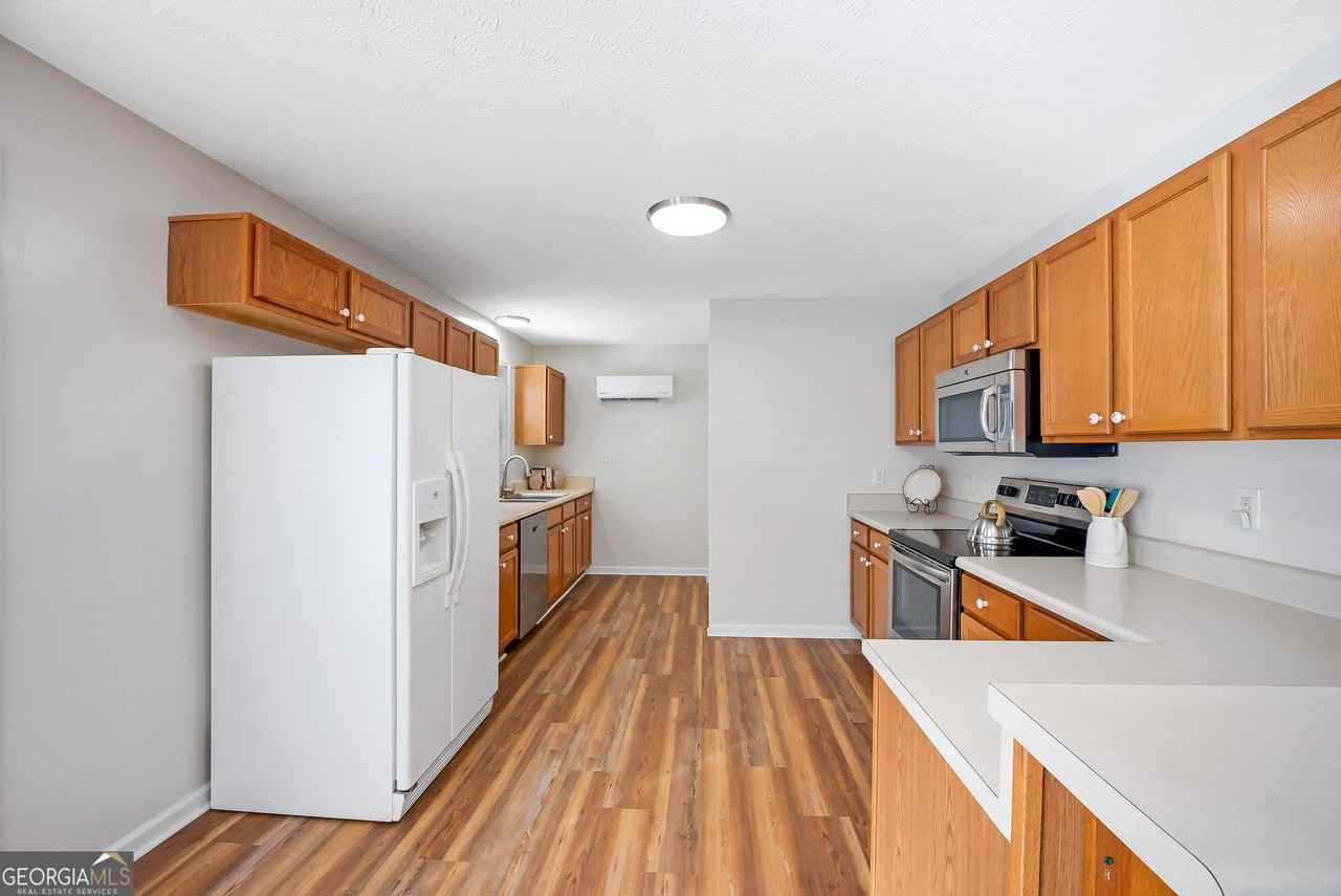 252 Skyview Rd - Photo 5 of 19