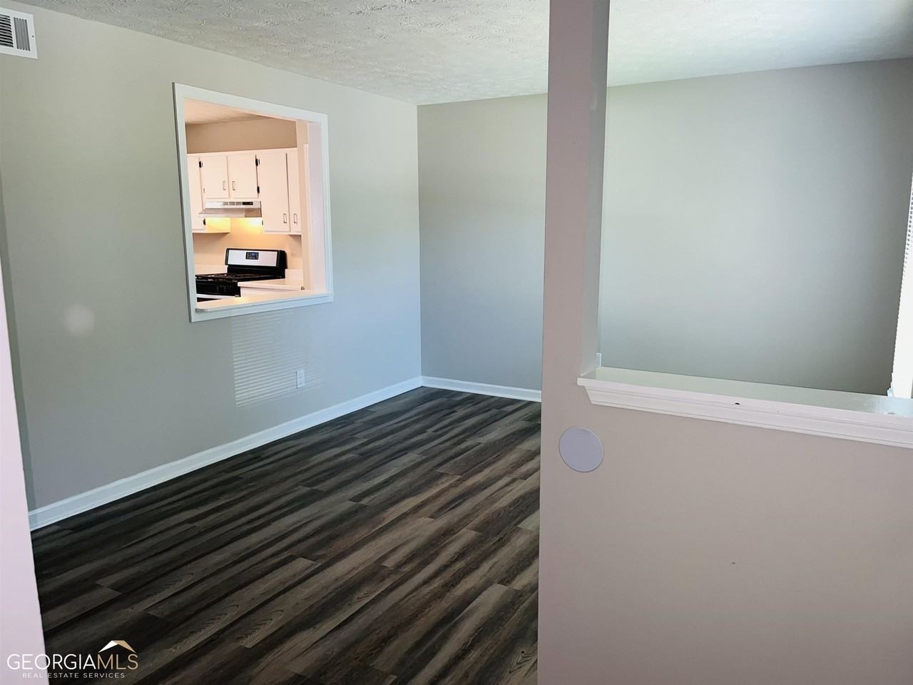 8975 Stonebridge Blvd - Photo 4 of 26