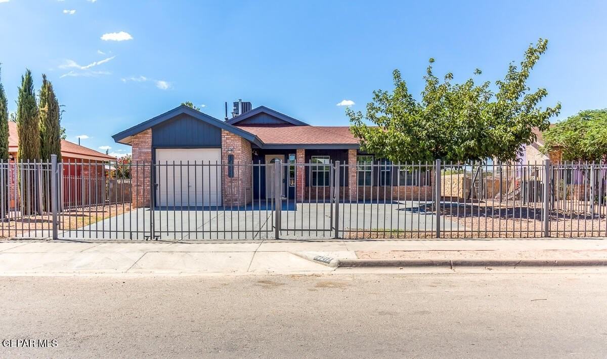 14217 Thayer Pease Ave - Photo 2 of 22