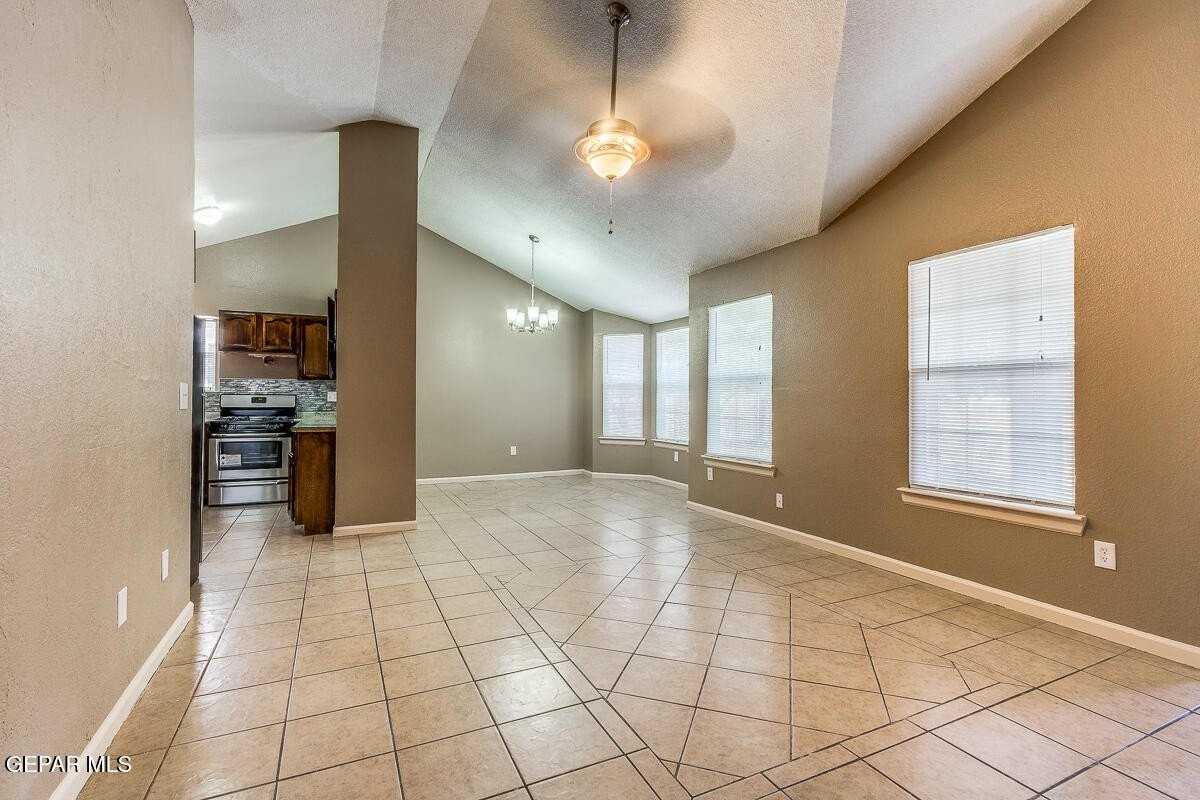 14217 Thayer Pease Ave - Photo 4 of 22