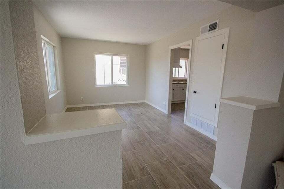 2413 San Diego Ave - Photo 7 of 15